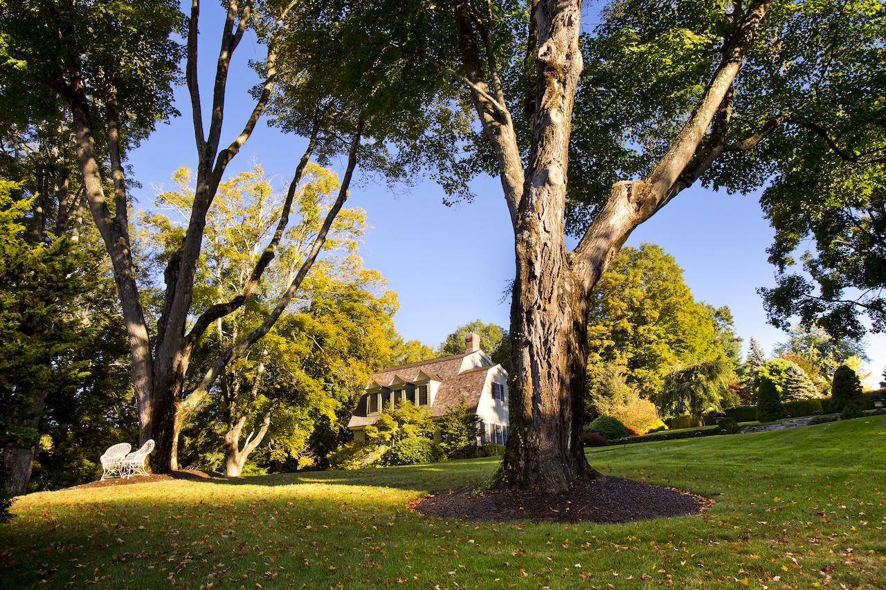 The Mayflower Inn & Spa, Auberge Resorts Collection Washington Buitenkant foto
